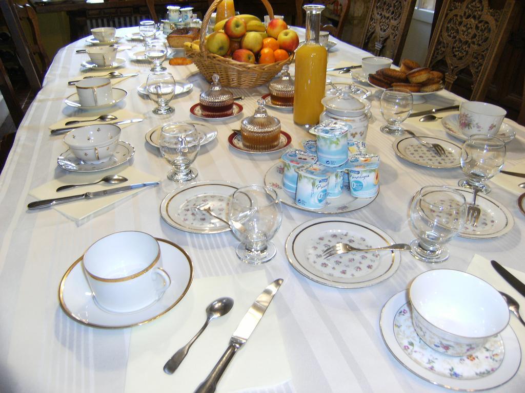 Le Relais Du Mont Chauve Bed and Breakfast Caumont-Sur-Aure Εξωτερικό φωτογραφία